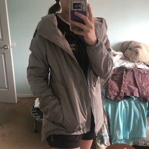 Grey Columbia windbreaker LIKE NEW🌻